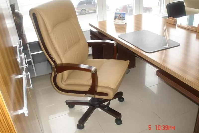 Все для офиса:кресла, стулья, сейфы, стеллажи, диваны, парты 5